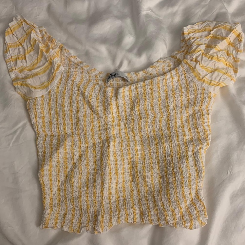 Brand new Hollister top!